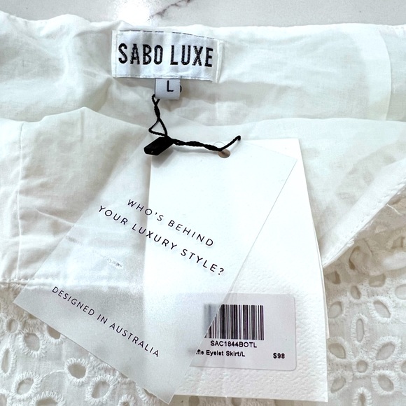 Sabo Luxe Ruffle Eyelet White Skirt (LG) - Picture 2 of 2